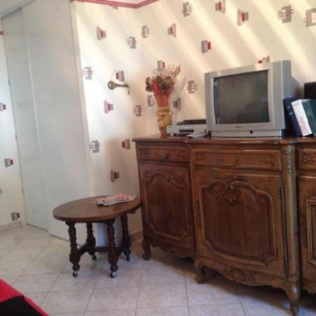 Charmant Gite A Etain, Tout Inclus, Proche Verdun Avec Terrasse Et Parking - Fr-1-585-3 Ngoại thất bức ảnh
